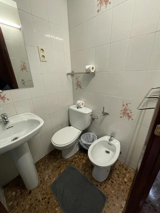 Hostal Milmarcos Zaragoza Exteriör bild