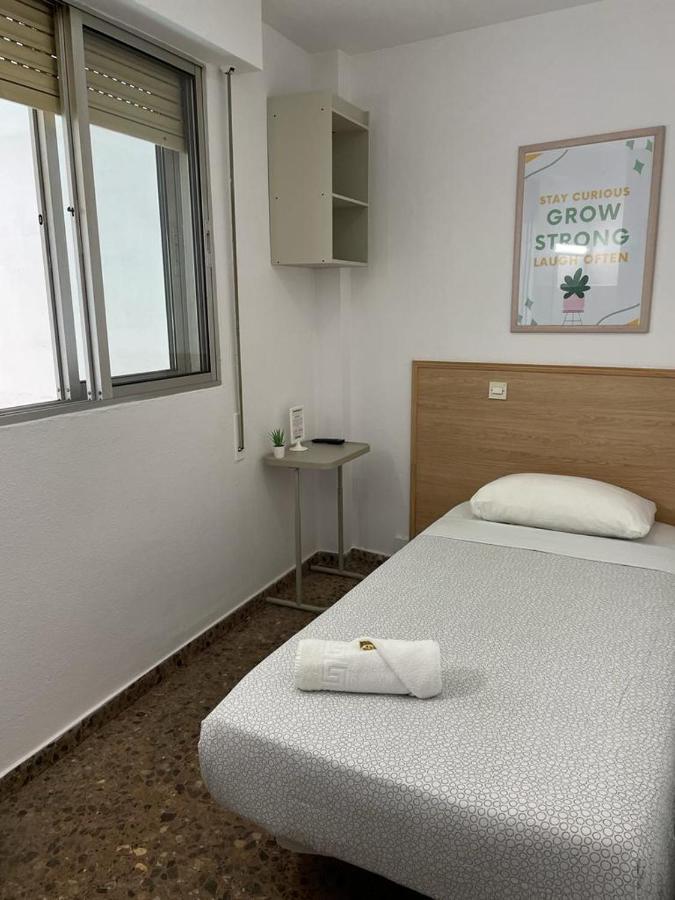 Hostal Milmarcos Zaragoza Exteriör bild