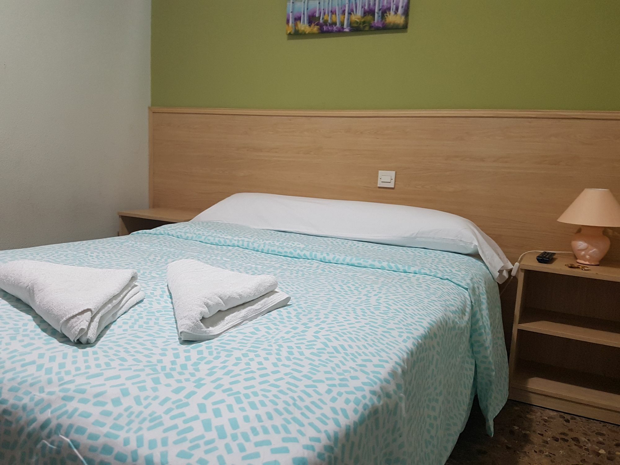 Hostal Milmarcos Zaragoza Exteriör bild